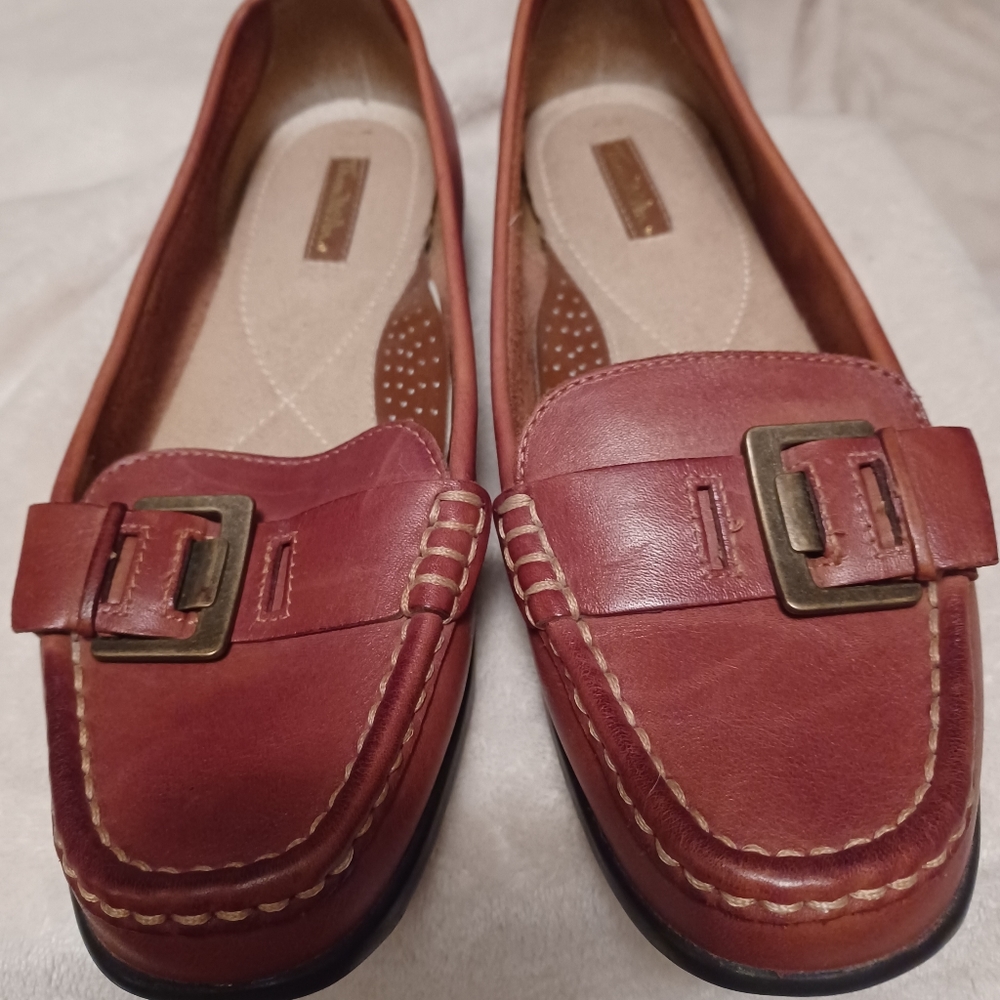 Thom McAn Like New Women's Gwyn Loafer Buckle Brown Leather 7W.